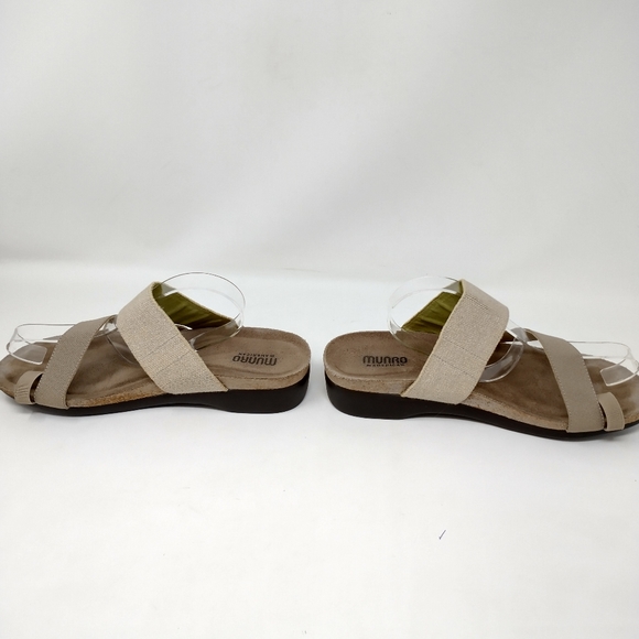 Munro Strappy Toe Loop Slip On Slide Sandals Women's Size 9WW - Picture 3 of 10